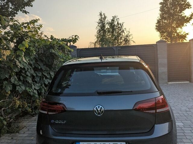 Сірий Фольксваген e-Golf, об'ємом двигуна 0 л та пробігом 177 тис. км за 13200 $, фото 1 на Automoto.ua
