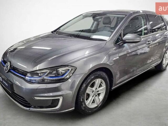 Серый Фольксваген e-Golf, объемом двигателя 0 л и пробегом 122 тыс. км за 11000 $, фото 1 на Automoto.ua