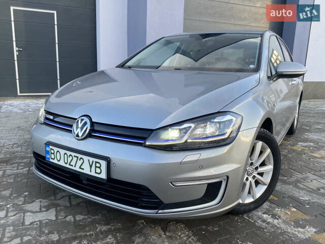 Серый Фольксваген e-Golf, объемом двигателя 0 л и пробегом 96 тыс. км за 13299 $, фото 1 на Automoto.ua