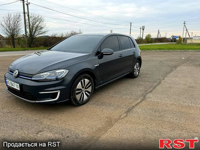 Серый Фольксваген e-Golf, объемом двигателя 0 л и пробегом 47 тыс. км за 16700 $, фото 1 на Automoto.ua