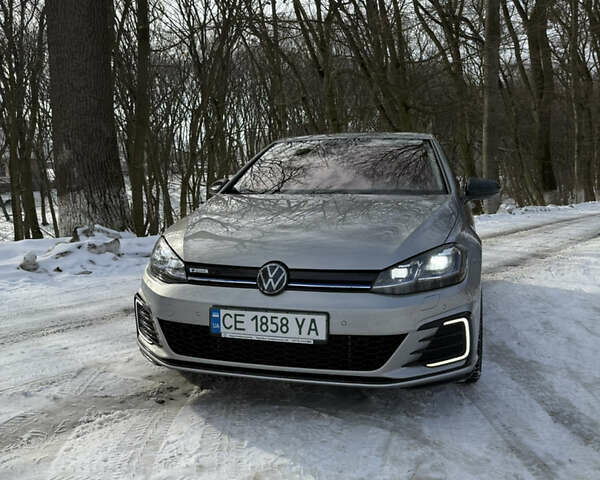Серый Фольксваген e-Golf, объемом двигателя 0 л и пробегом 103 тыс. км за 14500 $, фото 1 на Automoto.ua