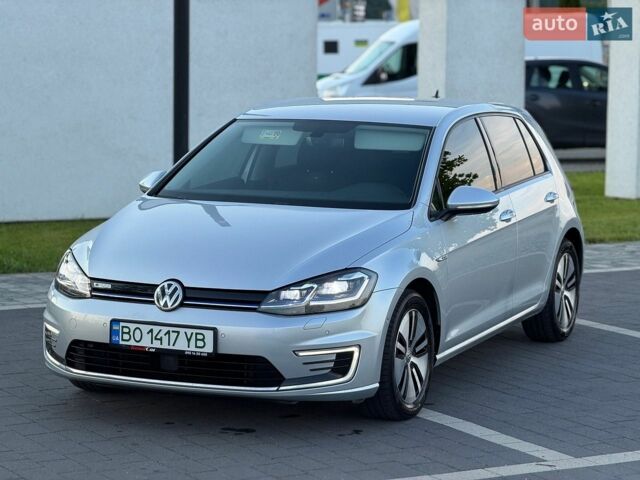 Серый Фольксваген e-Golf, объемом двигателя 0 л и пробегом 104 тыс. км за 13450 $, фото 1 на Automoto.ua