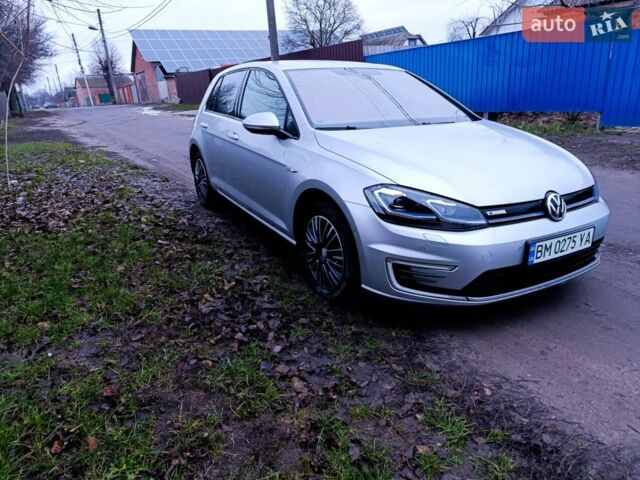 Серый Фольксваген e-Golf, объемом двигателя 0 л и пробегом 50 тыс. км за 17000 $, фото 1 на Automoto.ua