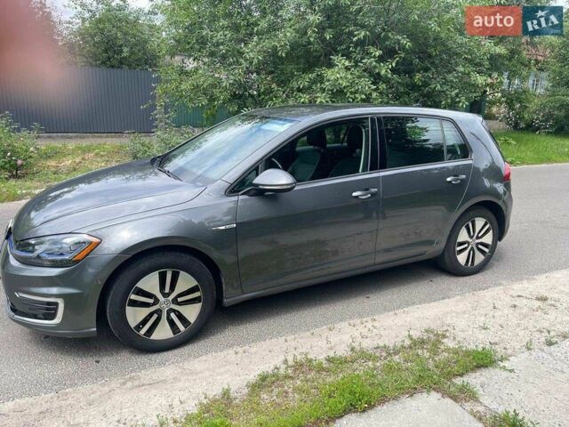 Серый Фольксваген e-Golf, объемом двигателя 0 л и пробегом 55 тыс. км за 14500 $, фото 1 на Automoto.ua