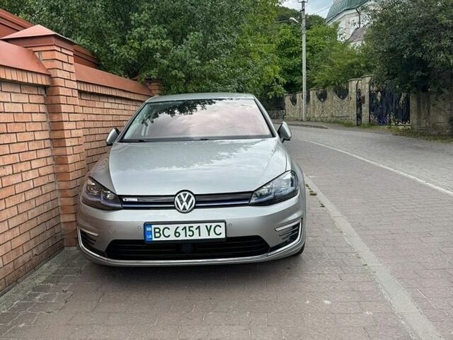 Сірий Фольксваген e-Golf, об'ємом двигуна 0 л та пробігом 111 тис. км за 13300 $, фото 1 на Automoto.ua