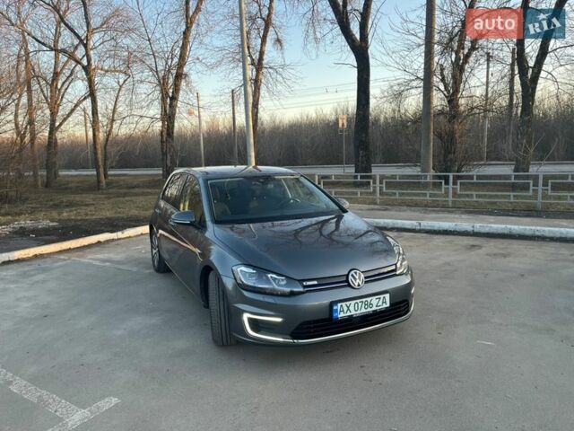Сірий Фольксваген e-Golf, об'ємом двигуна 0 л та пробігом 82 тис. км за 16600 $, фото 1 на Automoto.ua