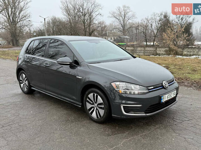 Сірий Фольксваген e-Golf, об'ємом двигуна 0 л та пробігом 77 тис. км за 11999 $, фото 1 на Automoto.ua