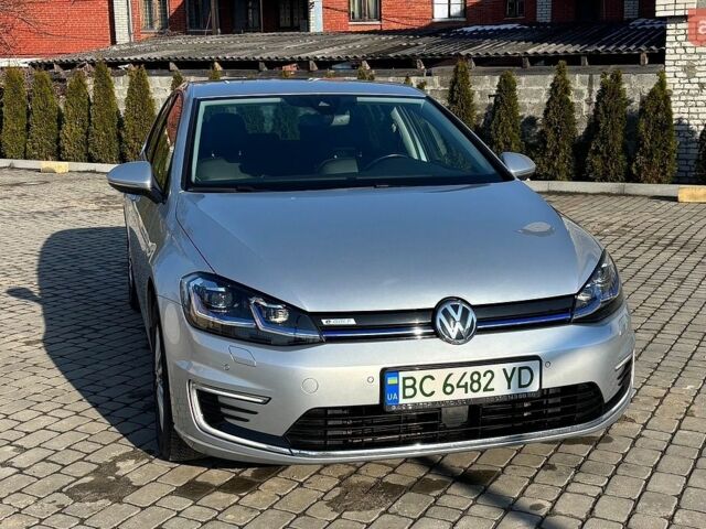Сірий Фольксваген e-Golf, об'ємом двигуна 0 л та пробігом 128 тис. км за 14100 $, фото 1 на Automoto.ua