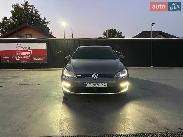 Серый Фольксваген e-Golf, объемом двигателя 0 л и пробегом 178 тыс. км за 13200 $, фото 1 на Automoto.ua