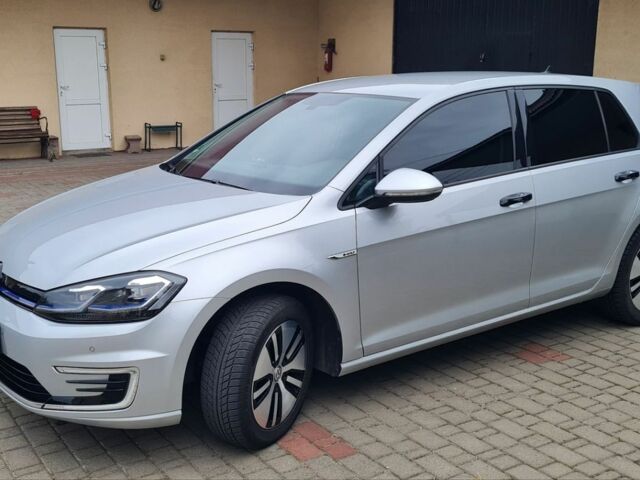 Сірий Фольксваген e-Golf, об'ємом двигуна 0 л та пробігом 50 тис. км за 13600 $, фото 1 на Automoto.ua