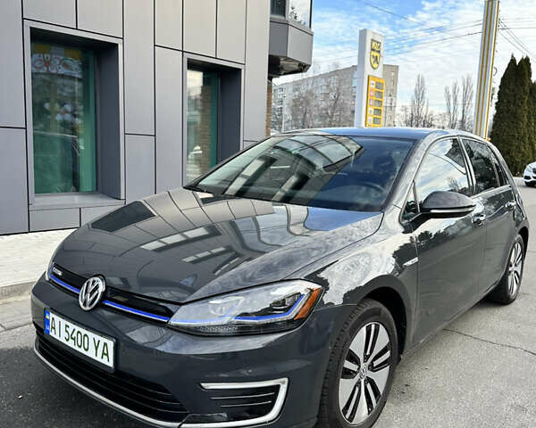 Сірий Фольксваген e-Golf, об'ємом двигуна 0 л та пробігом 43 тис. км за 17700 $, фото 1 на Automoto.ua