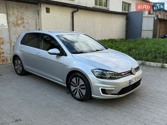 Серый Фольксваген e-Golf, объемом двигателя 0 л и пробегом 119 тыс. км за 13500 $, фото 1 на Automoto.ua