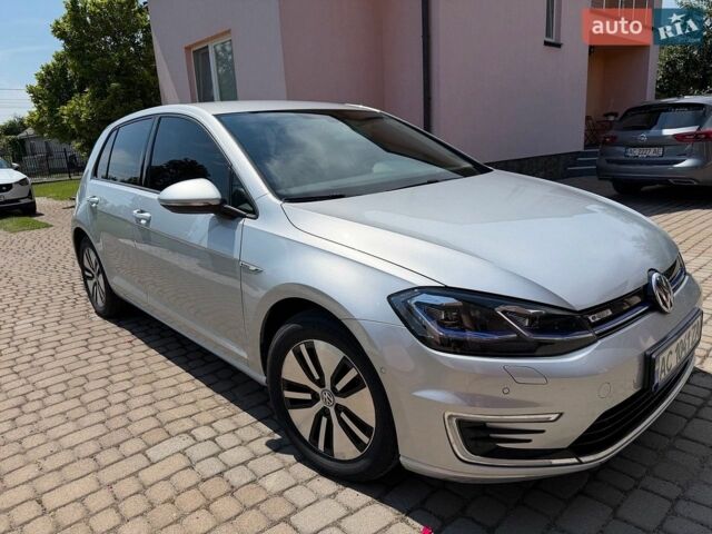 Серый Фольксваген e-Golf, объемом двигателя 0 л и пробегом 71 тыс. км за 13900 $, фото 1 на Automoto.ua