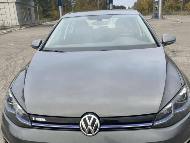 Сірий Фольксваген e-Golf, об'ємом двигуна 0 л та пробігом 107 тис. км за 14600 $, фото 1 на Automoto.ua