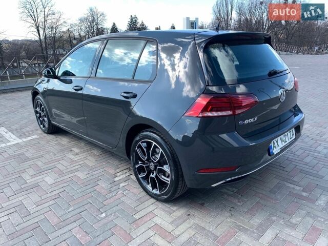 Серый Фольксваген e-Golf, объемом двигателя 0 л и пробегом 46 тыс. км за 14000 $, фото 1 на Automoto.ua