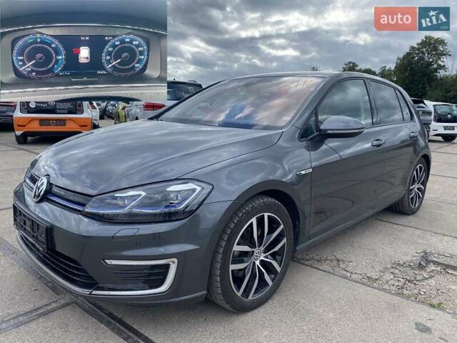 Серый Фольксваген e-Golf, объемом двигателя 0 л и пробегом 30 тыс. км за 19500 $, фото 1 на Automoto.ua