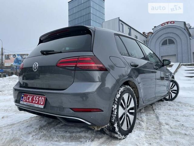 Серый Фольксваген e-Golf, объемом двигателя 0 л и пробегом 76 тыс. км за 16999 $, фото 1 на Automoto.ua