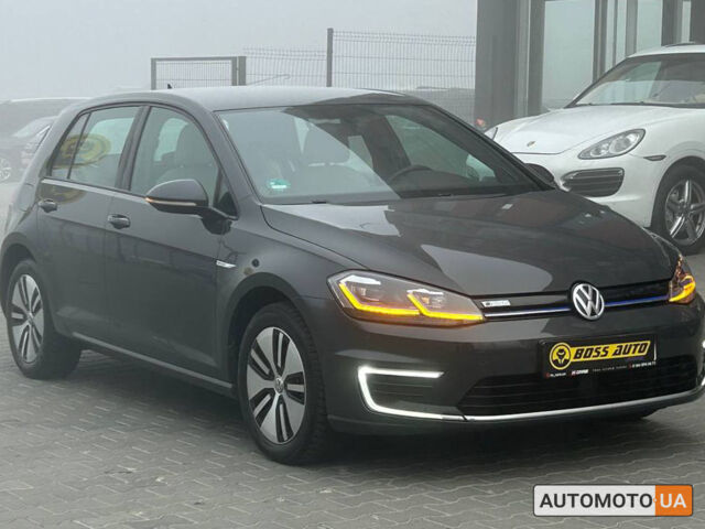 Сірий Фольксваген e-Golf, об'ємом двигуна 35 л та пробігом 109 тис. км за 16999 $, фото 1 на Automoto.ua