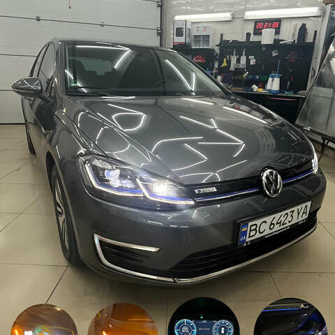 Сірий Фольксваген e-Golf, об'ємом двигуна 0 л та пробігом 39 тис. км за 17200 $, фото 1 на Automoto.ua