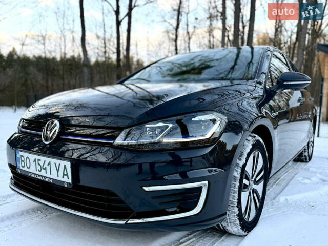 Серый Фольксваген e-Golf, объемом двигателя 0 л и пробегом 49 тыс. км за 14500 $, фото 1 на Automoto.ua