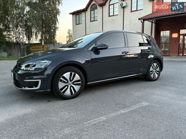 Серый Фольксваген e-Golf, объемом двигателя 0 л и пробегом 60 тыс. км за 14500 $, фото 1 на Automoto.ua