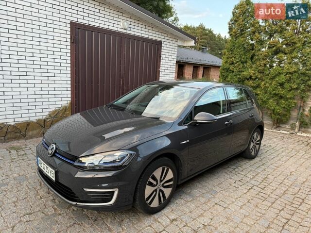 Сірий Фольксваген e-Golf, об'ємом двигуна 0 л та пробігом 76 тис. км за 15800 $, фото 1 на Automoto.ua