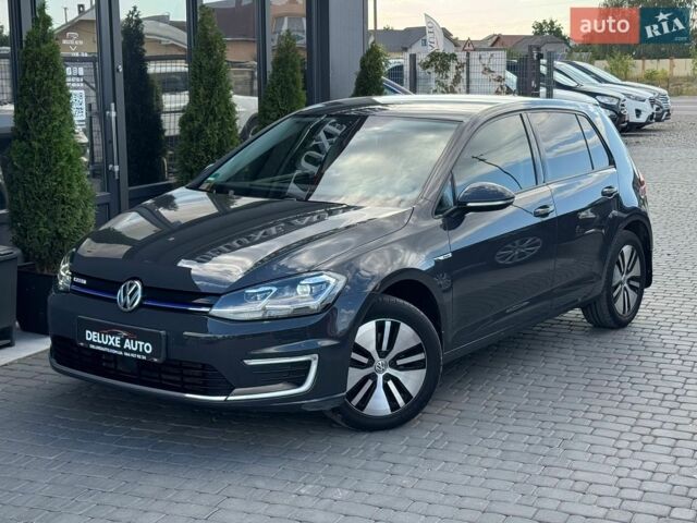 Серый Фольксваген e-Golf, объемом двигателя 0 л и пробегом 70 тыс. км за 14999 $, фото 1 на Automoto.ua