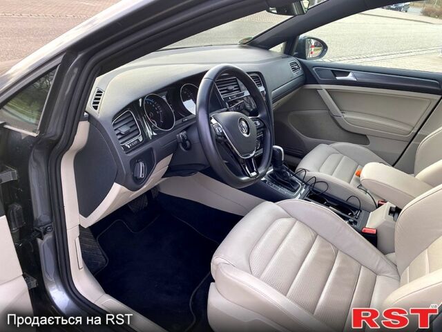 Серый Фольксваген e-Golf, объемом двигателя 85 л и пробегом 18 тыс. км за 17300 $, фото 1 на Automoto.ua