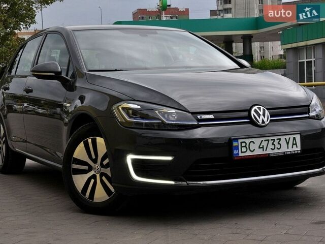 Серый Фольксваген e-Golf, объемом двигателя 0 л и пробегом 68 тыс. км за 14999 $, фото 1 на Automoto.ua