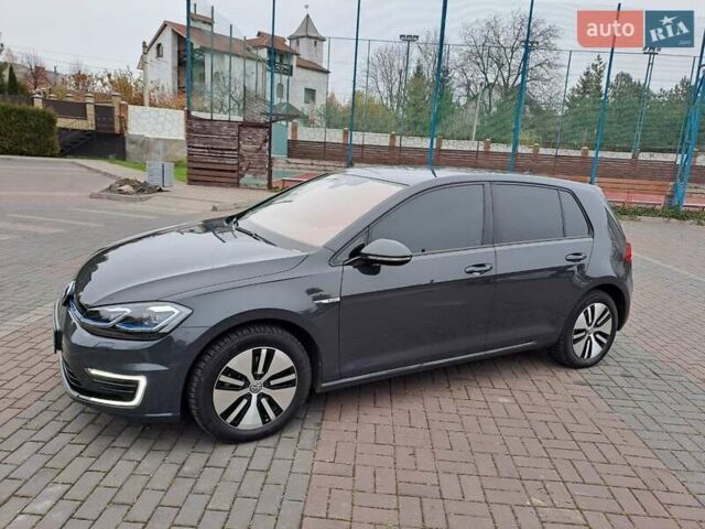 Серый Фольксваген e-Golf, объемом двигателя 0 л и пробегом 54 тыс. км за 16500 $, фото 1 на Automoto.ua