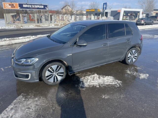 Сірий Фольксваген e-Golf, об'ємом двигуна 0 л та пробігом 128 тис. км за 10100 $, фото 1 на Automoto.ua