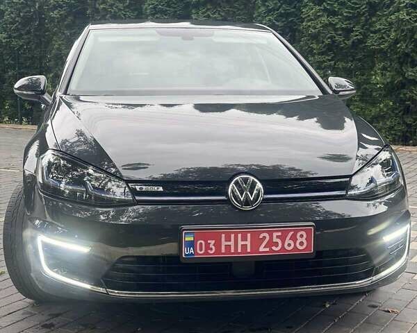 Сірий Фольксваген e-Golf, об'ємом двигуна 0 л та пробігом 67 тис. км за 15400 $, фото 1 на Automoto.ua
