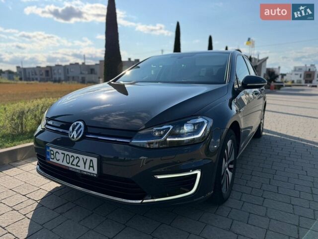 Серый Фольксваген e-Golf, объемом двигателя 0 л и пробегом 79 тыс. км за 15500 $, фото 1 на Automoto.ua