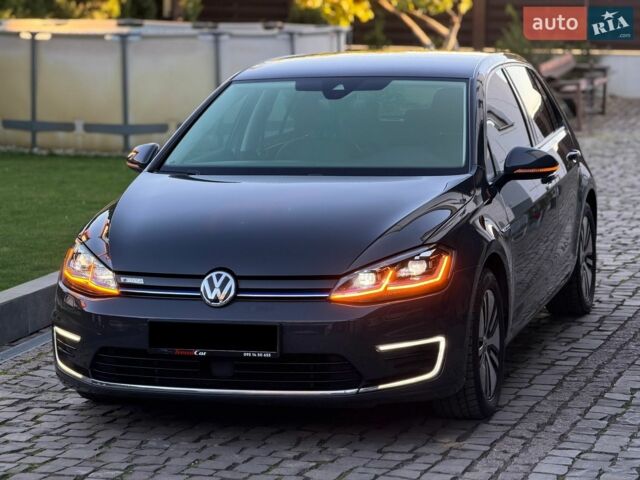 Сірий Фольксваген e-Golf, об'ємом двигуна 0 л та пробігом 88 тис. км за 15999 $, фото 1 на Automoto.ua