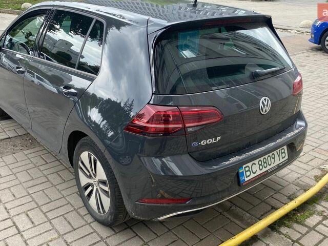 Серый Фольксваген e-Golf, объемом двигателя 0 л и пробегом 39 тыс. км за 16500 $, фото 1 на Automoto.ua