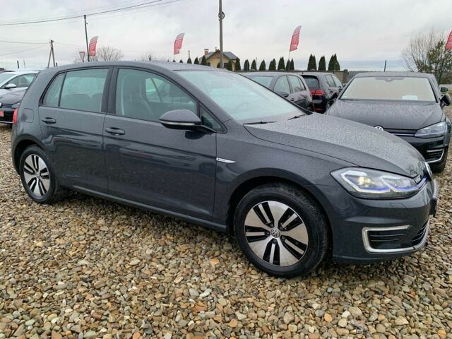 Серый Фольксваген e-Golf, объемом двигателя 0 л и пробегом 30 тыс. км за 16200 $, фото 1 на Automoto.ua