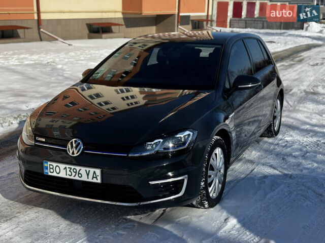 Серый Фольксваген e-Golf, объемом двигателя 0 л и пробегом 75 тыс. км за 16500 $, фото 1 на Automoto.ua