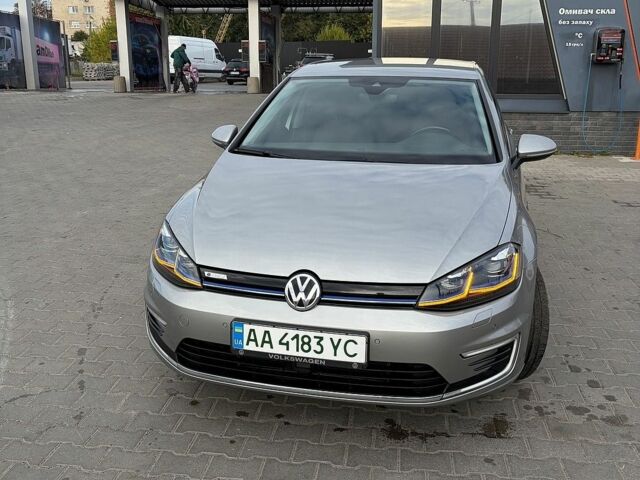 Сірий Фольксваген e-Golf, об'ємом двигуна 0 л та пробігом 86 тис. км за 14700 $, фото 1 на Automoto.ua