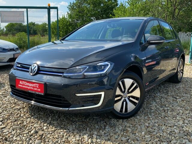 Серый Фольксваген e-Golf, объемом двигателя 0 л и пробегом 27 тыс. км за 15900 $, фото 1 на Automoto.ua