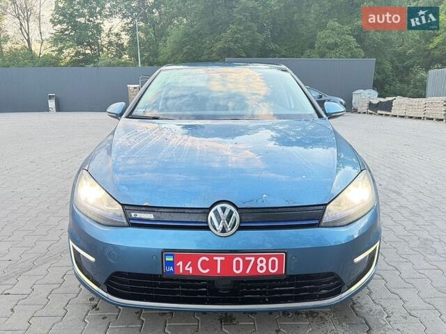Синий Фольксваген e-Golf, объемом двигателя 0 л и пробегом 138 тыс. км за 7250 $, фото 1 на Automoto.ua