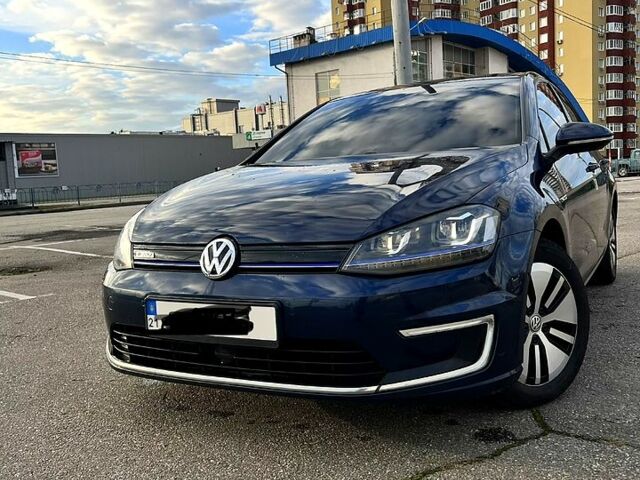 Синій Фольксваген e-Golf, об'ємом двигуна 85 л та пробігом 175 тис. км за 7800 $, фото 1 на Automoto.ua