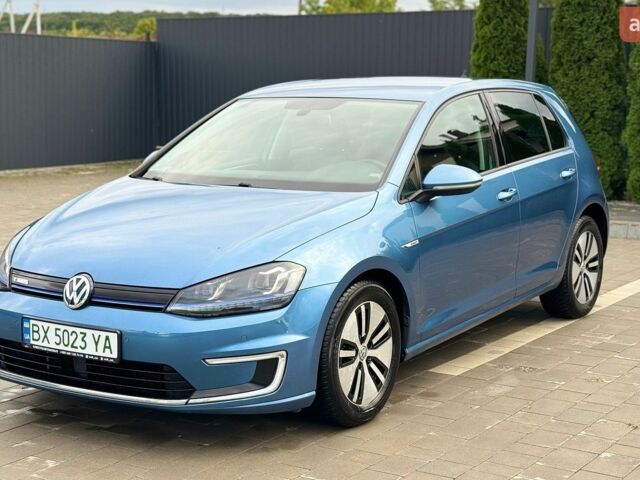 Синий Фольксваген e-Golf, объемом двигателя 0 л и пробегом 123 тыс. км за 9350 $, фото 1 на Automoto.ua
