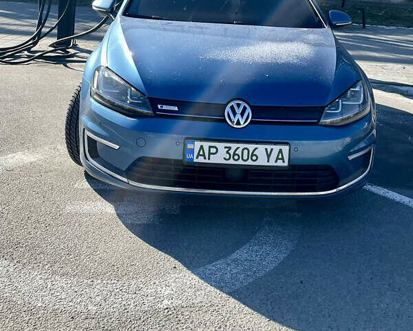 Синий Фольксваген e-Golf, объемом двигателя 0 л и пробегом 184 тыс. км за 9299 $, фото 1 на Automoto.ua