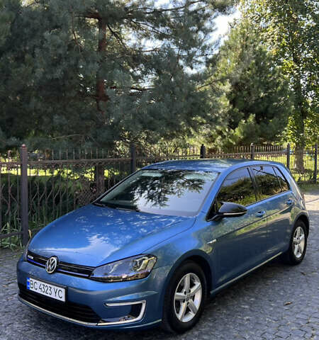 Синий Фольксваген e-Golf, объемом двигателя 0 л и пробегом 139 тыс. км за 9010 $, фото 1 на Automoto.ua