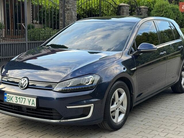 Синий Фольксваген e-Golf, объемом двигателя 0 л и пробегом 105 тыс. км за 8800 $, фото 1 на Automoto.ua