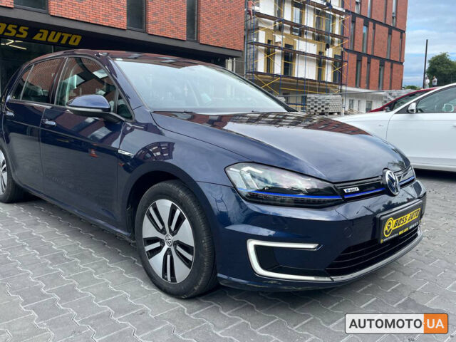 Синий Фольксваген e-Golf, объемом двигателя 24 л и пробегом 117 тыс. км за 9500 $, фото 1 на Automoto.ua
