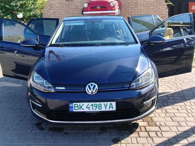 Синій Фольксваген e-Golf, об'ємом двигуна 0 л та пробігом 92 тис. км за 9000 $, фото 1 на Automoto.ua