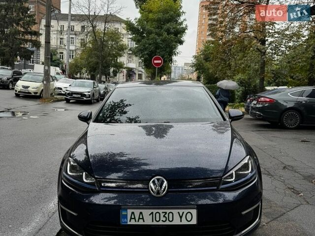 Синий Фольксваген e-Golf, объемом двигателя 0 л и пробегом 135 тыс. км за 9199 $, фото 1 на Automoto.ua