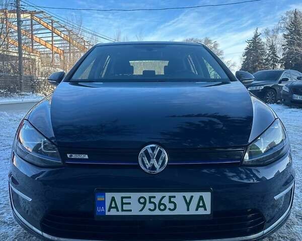 Синий Фольксваген e-Golf, объемом двигателя 0 л и пробегом 78 тыс. км за 10400 $, фото 1 на Automoto.ua