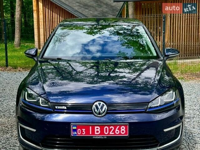 Синий Фольксваген e-Golf, объемом двигателя 0 л и пробегом 100 тыс. км за 9399 $, фото 1 на Automoto.ua